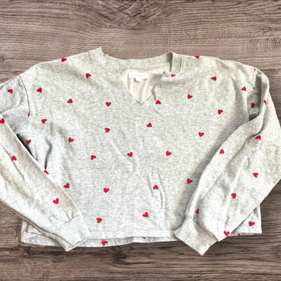 Colsie cropped heart sweatshirt size Small - Picture 1 of 5